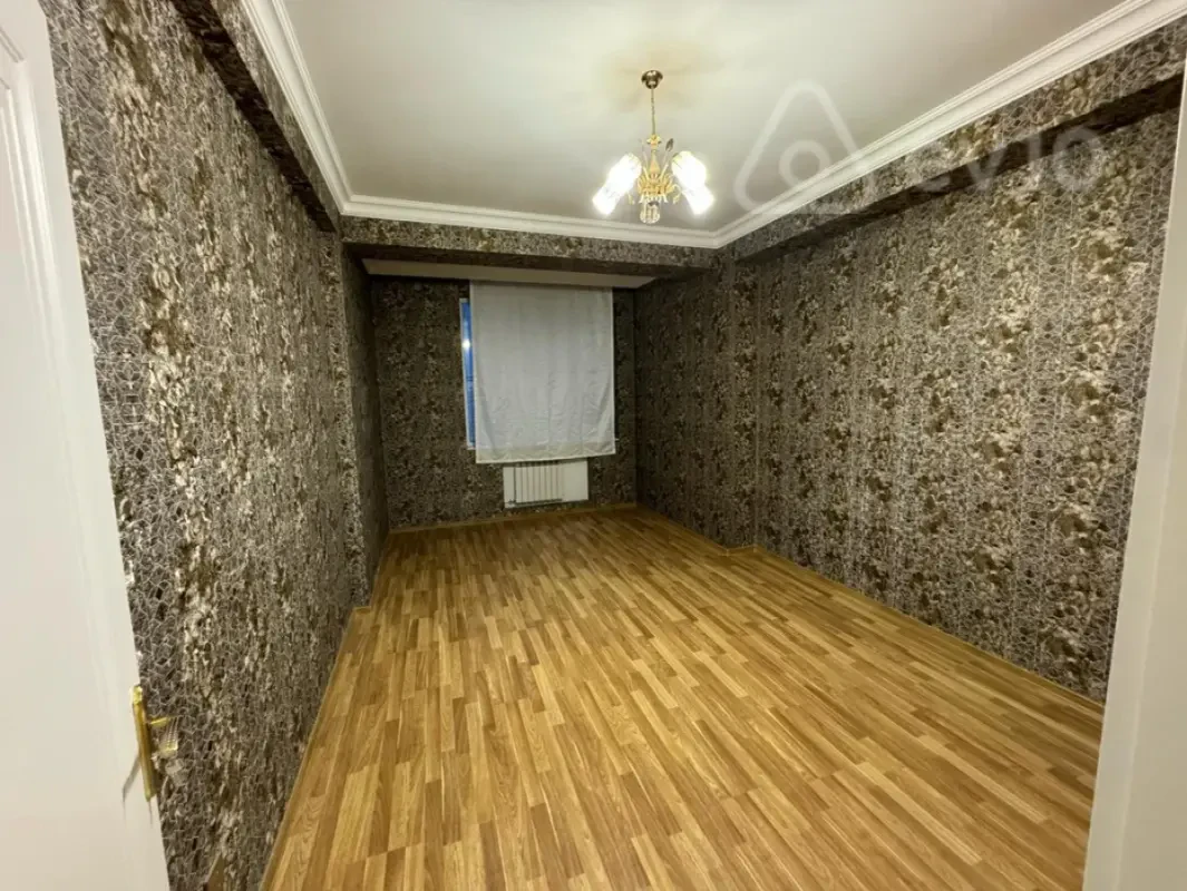 Kirayə verilir 4 otaqlı yeni tikili 150 m²
