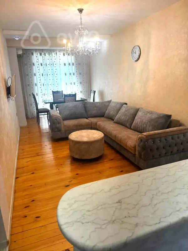 Kirayə verilir 2 otaqlı yeni tikili 60 m²