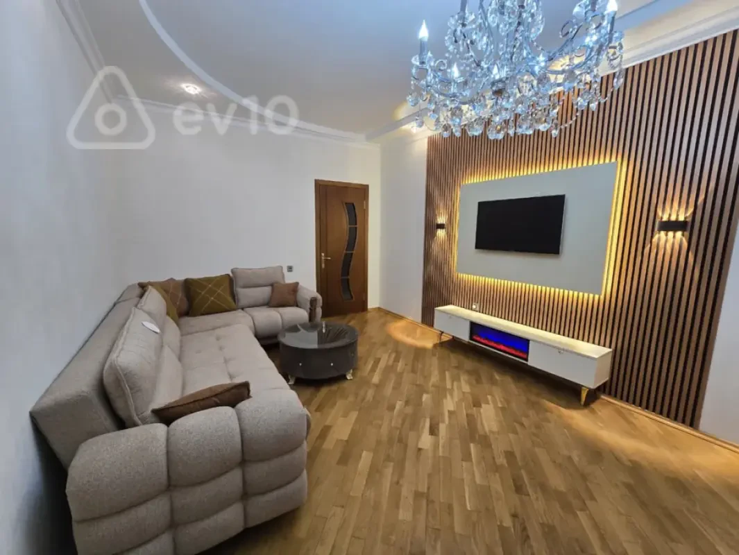 Kirayə verilir 2 otaqlı yeni tikili 70 m²