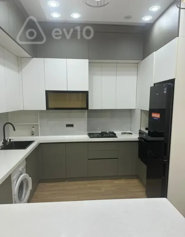 Kirayə verilir 2 otaqlı yeni tikili 86 m²
