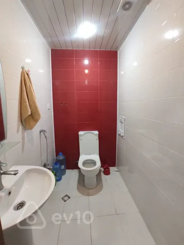 Satılır 2 otaqlı yeni tikili 85 m²