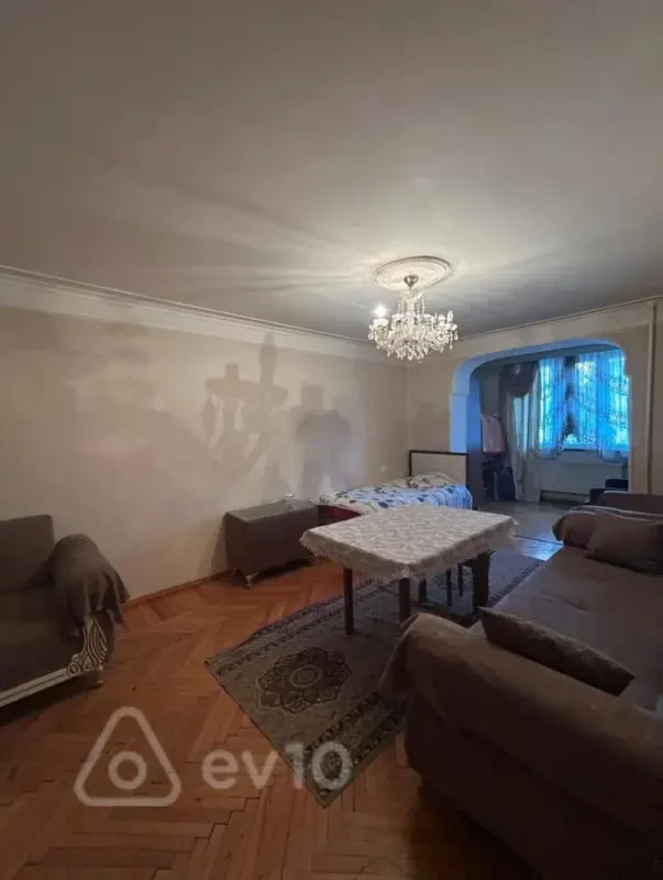 Kirayə verilir 3 otaqlı köhnə tikili 65 m²