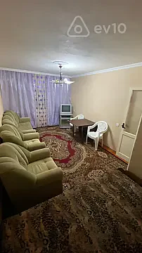 Kirayə verilir 1 otaqlı köhnə tikili 45 m² — Bakı, Nizami 1 otaq 45.00 m²