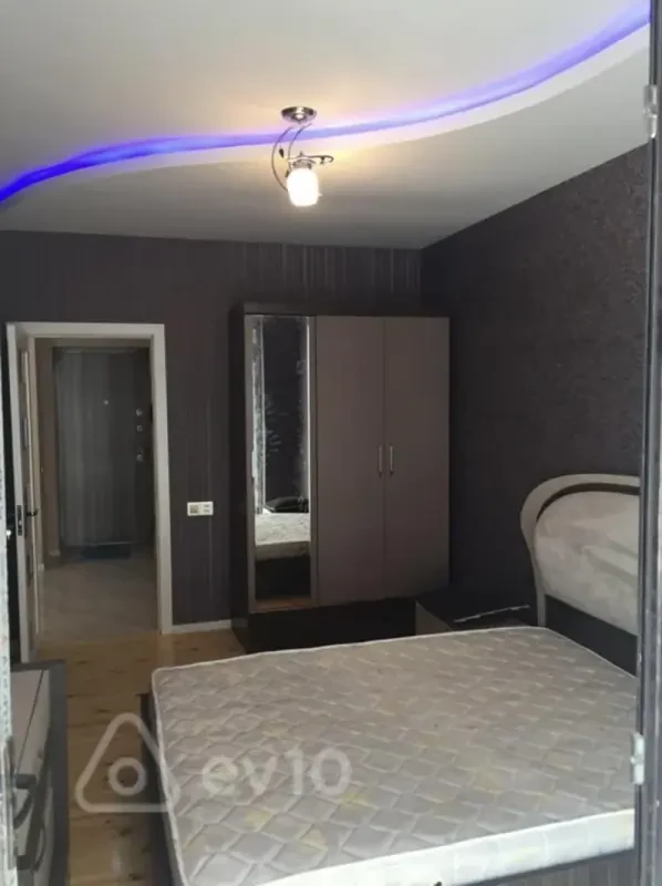 Kirayə verilir 2 otaqlı yeni tikili 60 m²