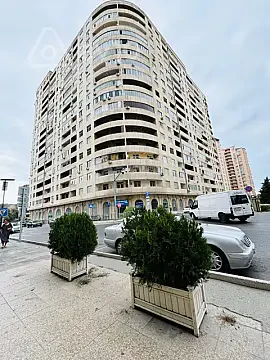 Satılır 4 otaqlı yeni tikili 210 m² — Bakı, Binəqədi 4 otaq 210.00 m²