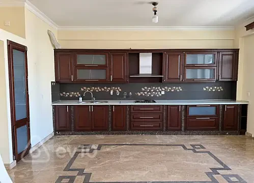 Kirayə verilir 3 otaqlı yeni tikili 135 m² — Bakı, Yasamal 3 otaq 135.00 m²
