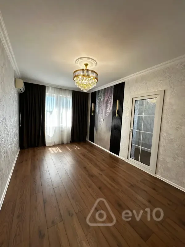Satılır 3 otaqlı köhnə tikili 65 m²