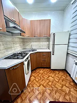 Kirayə verilir 1 otaqlı köhnə tikili 45 m² — Bakı, Nəsimi 1 otaq 45.00 m²