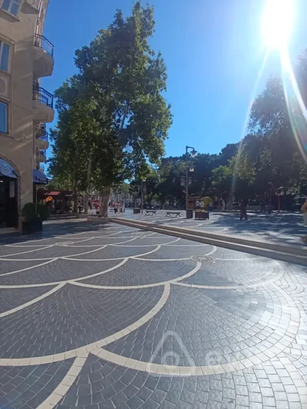 Kirayə verilir mənzil 860 m²