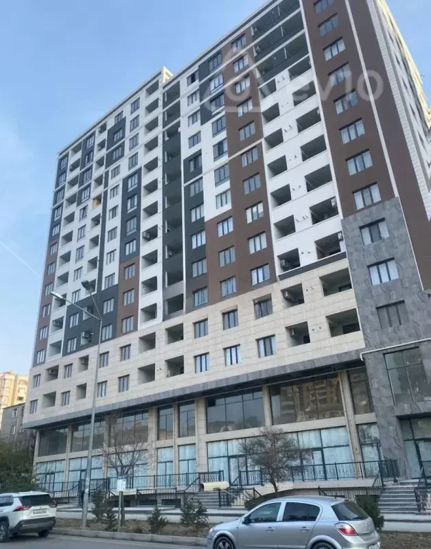 Satılır 3 otaqlı yeni tikili 100 m²