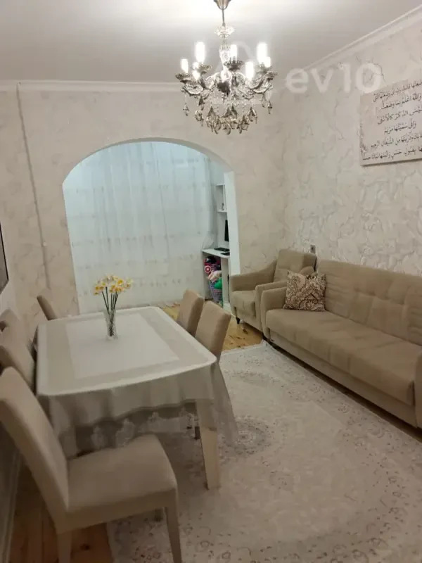 Satılır 2 otaqlı yeni tikili 60 m²