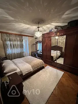 Kirayə verilir 3 otaqlı köhnə tikili 70 m² — Bakı, Nərimanov 3 otaq 70.00 m²