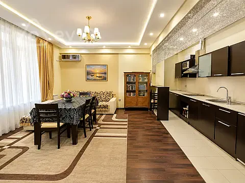 Kirayə verilir 2 otaqlı yeni tikili 65 m² — Bakı, Xətai 2 otaq 65.00 m²