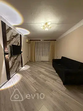Kirayə verilir 3 otaqlı köhnə tikili 70 m² — Bakı, Nizami 3 otaq 70.00 m²