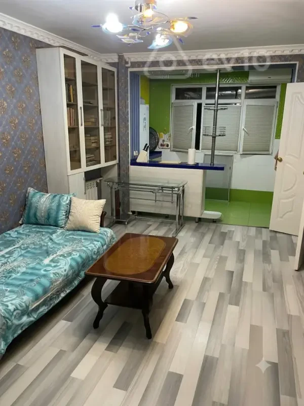 Kirayə verilir 2 otaqlı köhnə tikili 45 m²