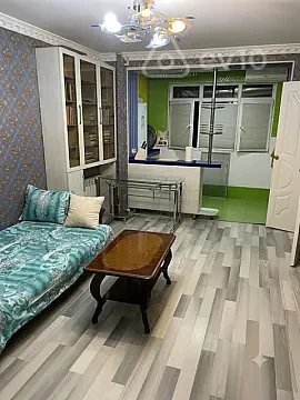 Kirayə verilir 2 otaqlı köhnə tikili 45 m² — Bakı, Nizami 2 otaq 45.00 m²