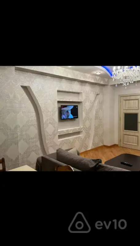 Kirayə verilir 2 otaqlı yeni tikili 60 m²