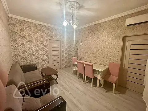 Kirayə verilir 3 otaqlı köhnə tikili 70 m² — Bakı, Nəsimi 3 otaq 70.00 m²