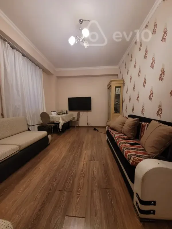 Kirayə verilir 2 otaqlı yeni tikili 75 m²