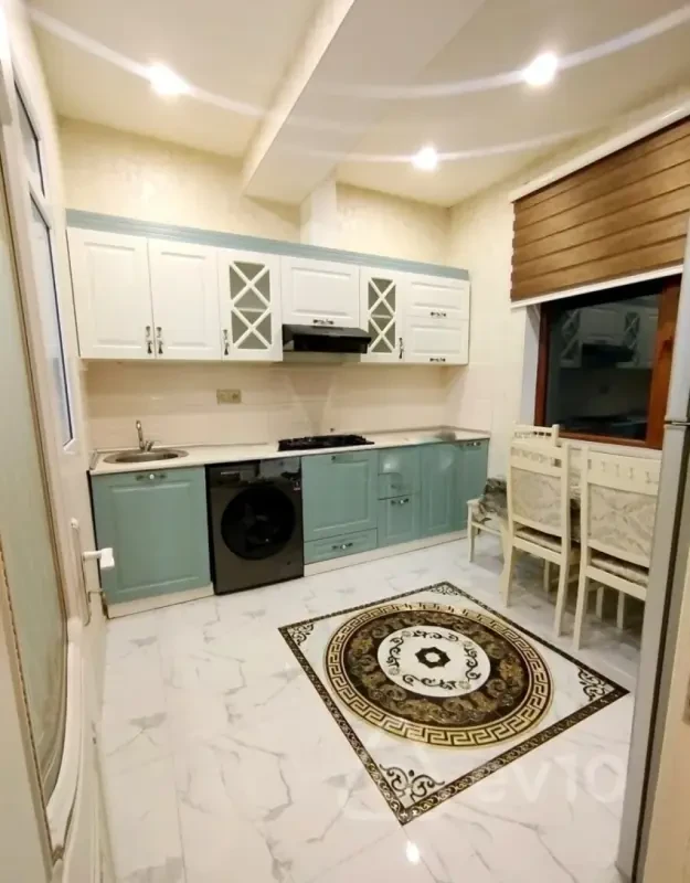 Kirayə verilir 2 otaqlı yeni tikili 65 m²