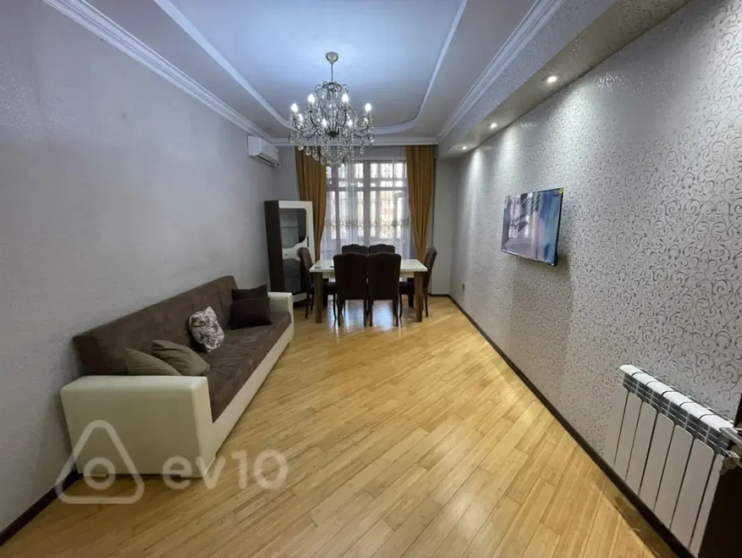 Kirayə verilir 2 otaqlı yeni tikili 70 m²