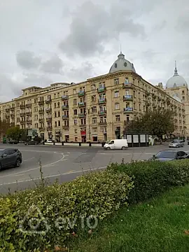 Satılır 2 otaqlı köhnə tikili 57 m² — Bakı, Nəsimi 2 otaq 57.00 m²
