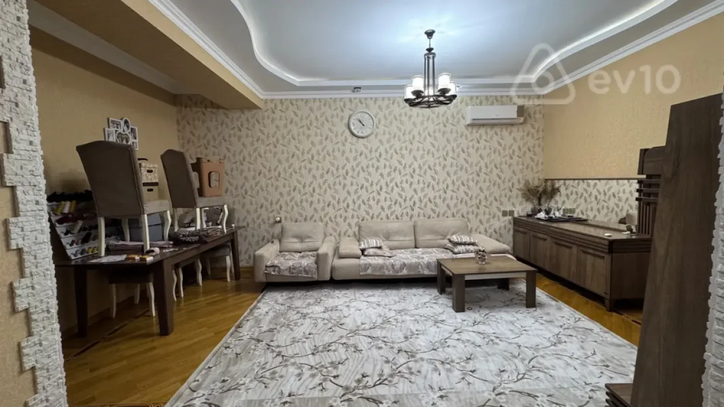 Satılır 3 otaqlı yeni tikili 107 m²