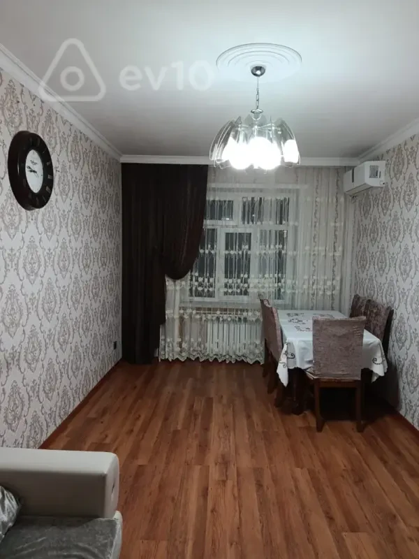 Kirayə verilir 3 otaqlı köhnə tikili 52 m²