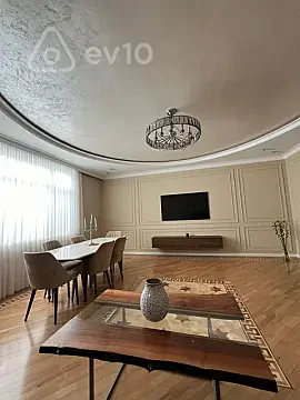 Kirayə verilir 3 otaqlı yeni tikili 140 m² — Bakı, Nəsimi 3 otaq 140.00 m²