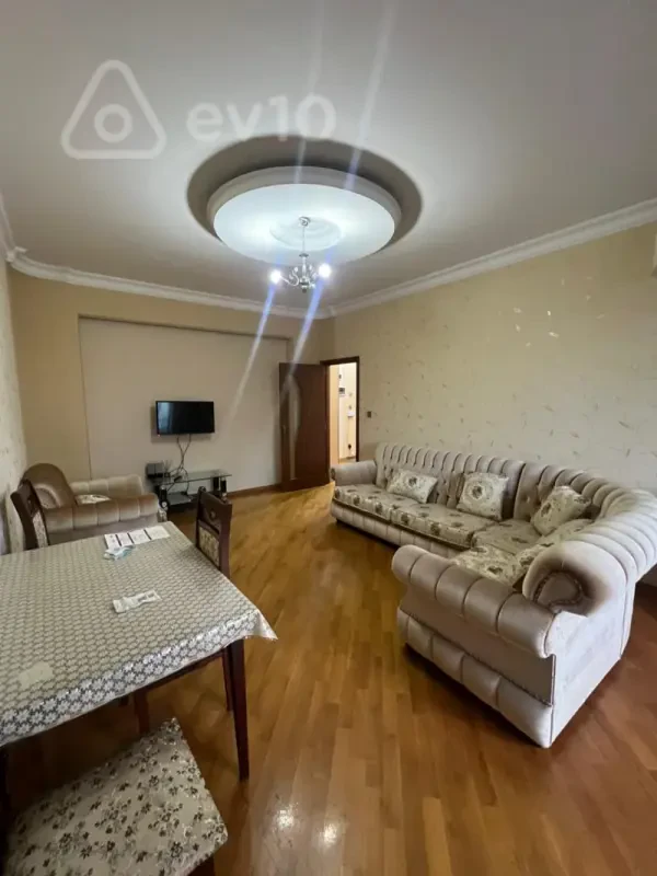 Kirayə verilir 2 otaqlı yeni tikili 58 m²