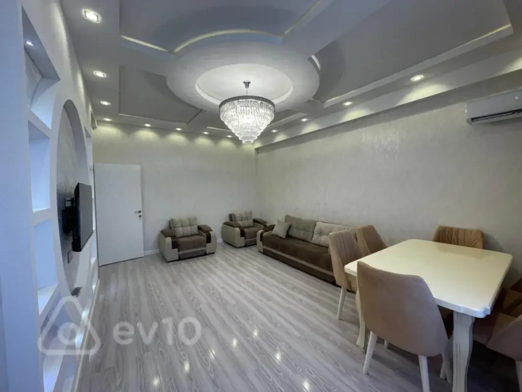 Kirayə verilir 3 otaqlı yeni tikili 110 m²