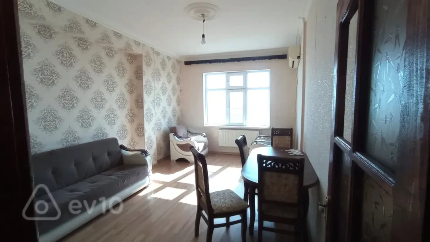 Kirayə verilir 2 otaqlı yeni tikili 60 m²