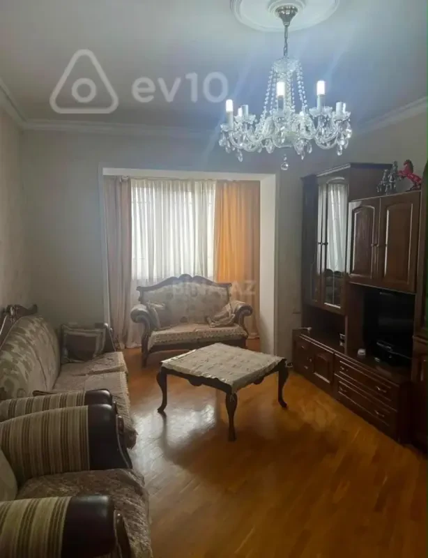 Kirayə verilir 3 otaqlı köhnə tikili 64 m²