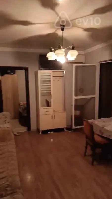 Kirayə verilir 2 otaqlı həyət evi 50 m²