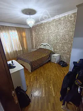 Satılır 4 otaqlı köhnə tikili 120 m² — Bakı, Binəqədi 4 otaq 120.00 m²