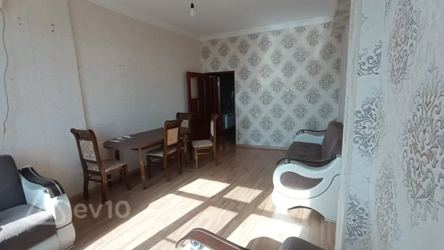 Kirayə verilir 2 otaqlı yeni tikili 60 m²