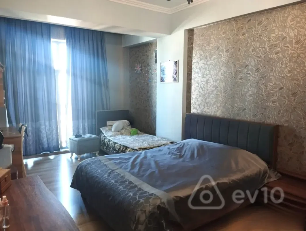 Satılır 2 otaqlı yeni tikili 58 m²