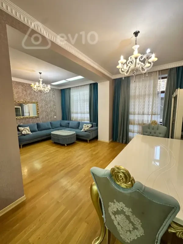 Kirayə verilir 3 otaqlı yeni tikili 90 m²