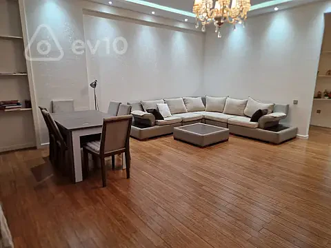 Kirayə verilir 4 otaqlı yeni tikili 180 m² — Bakı, Nəsimi 4 otaq 180.00 m²