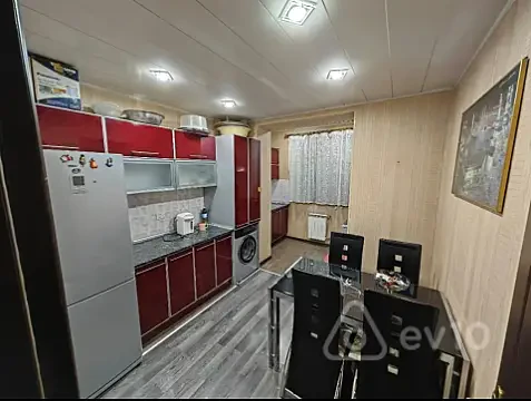 Kirayə verilir 3 otaqlı köhnə tikili 80 m² — Bakı, Nizami 3 otaq 80.00 m²