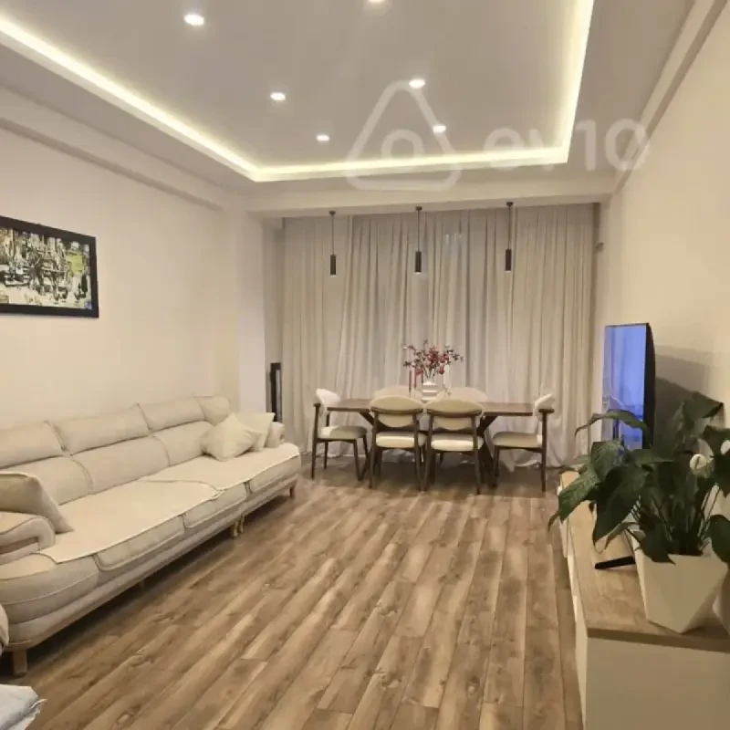 Kirayə verilir 2 otaqlı yeni tikili 67 m²