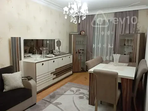 Kirayə verilir 3 otaqlı köhnə tikili 70 m² — Bakı, Nizami 3 otaq 70.00 m²