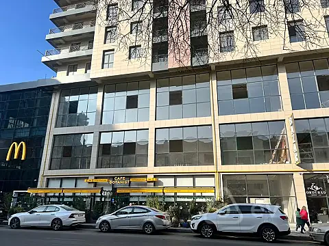 Satılır mənzil 350 m² — Bakı, Binəqədi 350.00 m²