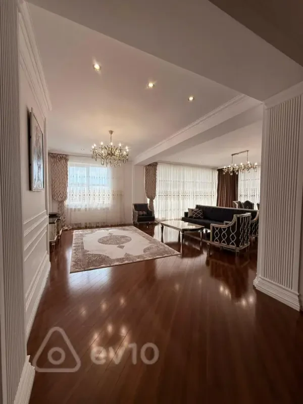 Satılır 4 otaqlı yeni tikili 280 m²