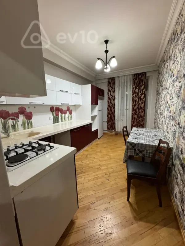 Kirayə verilir 2 otaqlı yeni tikili 100 m²