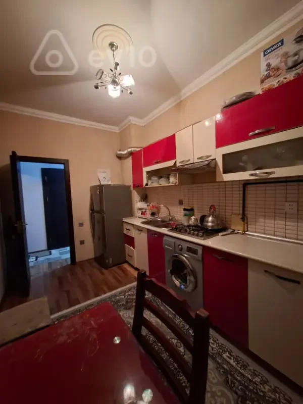 Satılır 2 otaqlı yeni tikili 57 m²