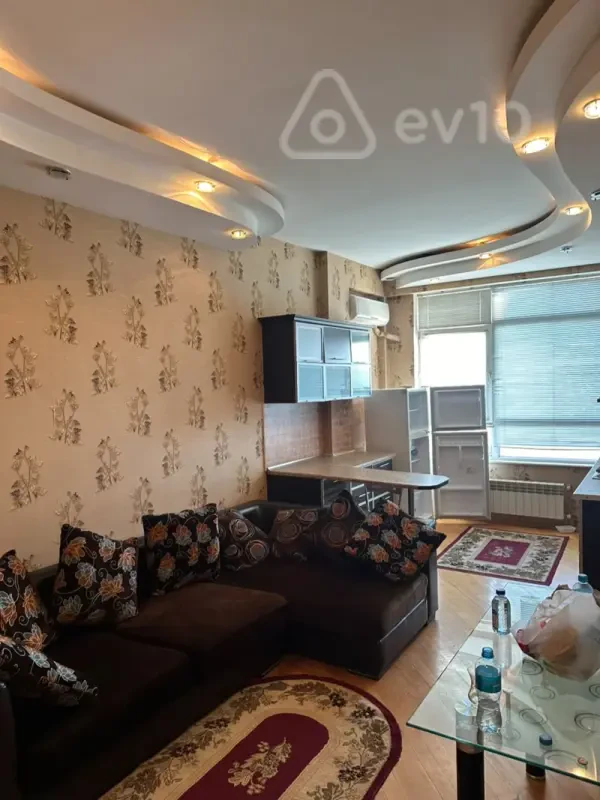 Kirayə verilir 2 otaqlı yeni tikili 55 m²