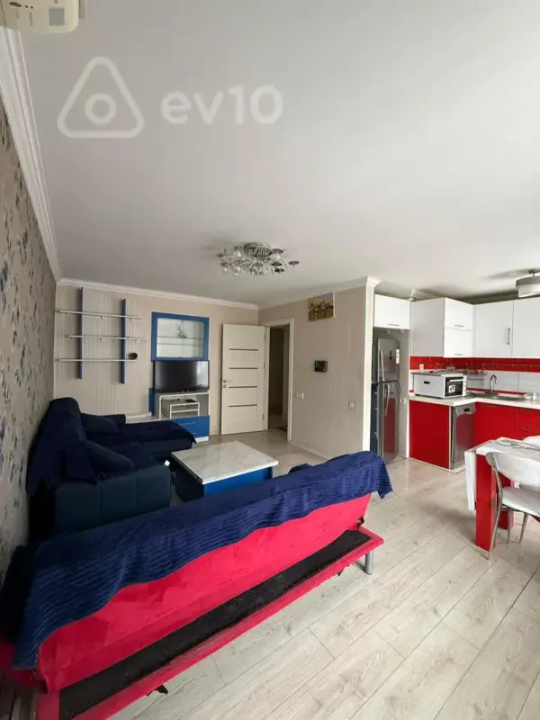 Kirayə verilir 3 otaqlı köhnə tikili 67 m²