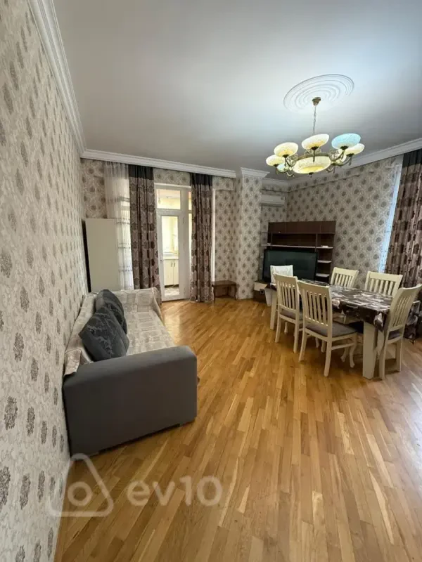 Kirayə verilir 3 otaqlı yeni tikili 105 m²