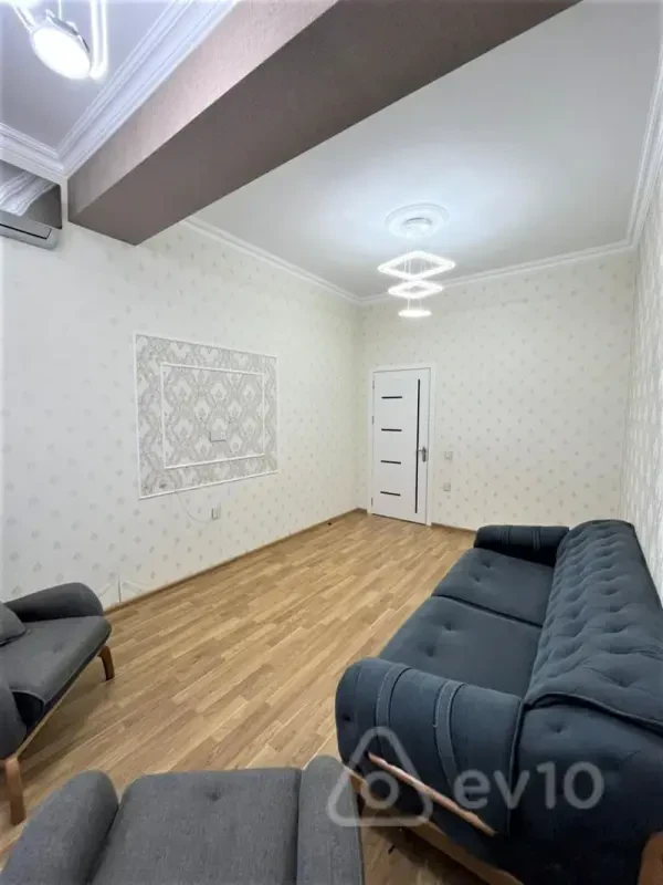 Kirayə verilir 2 otaqlı yeni tikili 60 m²